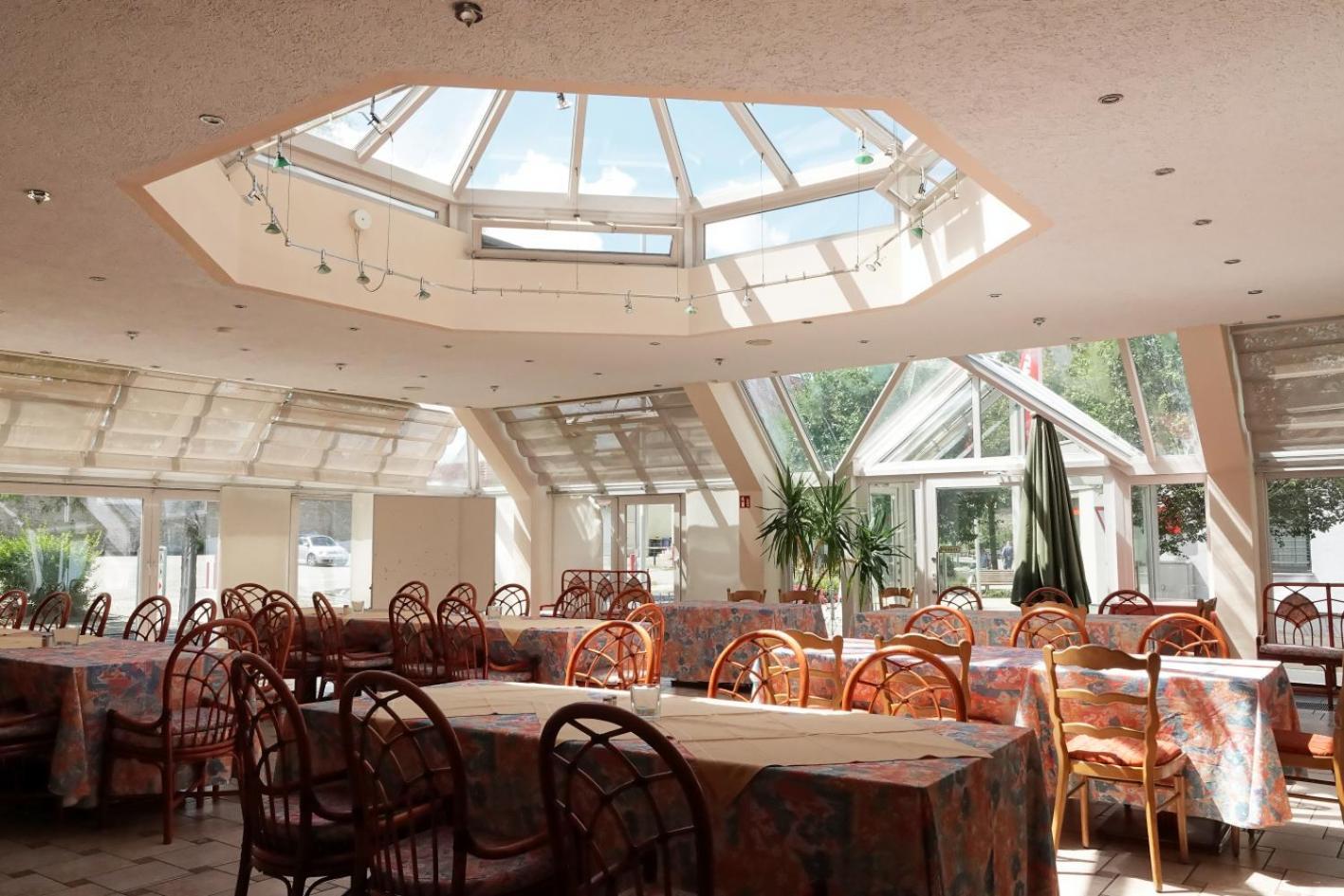 Hotel-Restaurant Zum Kirschbaum Rottendorf Buitenkant foto